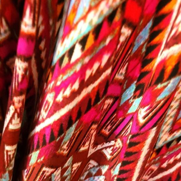 Investments Bold Print Blouse, Plus Size 2X - Picture 7 of 8